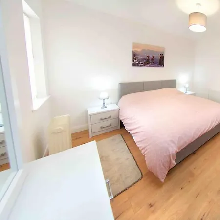 Newly Refurbished Flat, 1 Min From Galgorm Resort Cullybackey Exterior photo