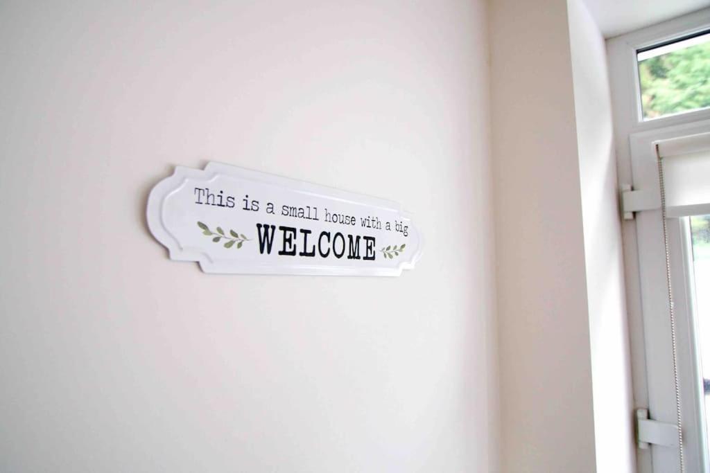 Newly Refurbished Flat, 1 Min From Galgorm Apartment Cullybackey