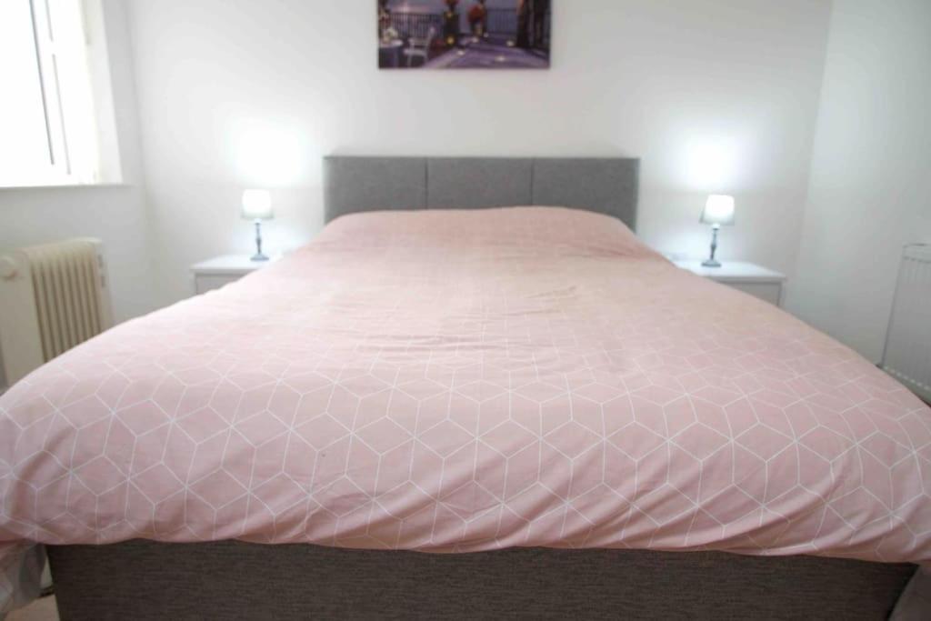 Newly Refurbished Flat, 1 Min From Galgorm Cullybackey